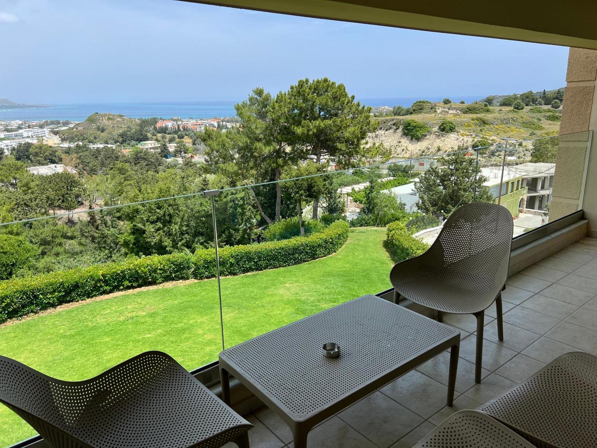Aegean View Estates Apartment ฟาลิรากี ภายนอก รูปภาพ